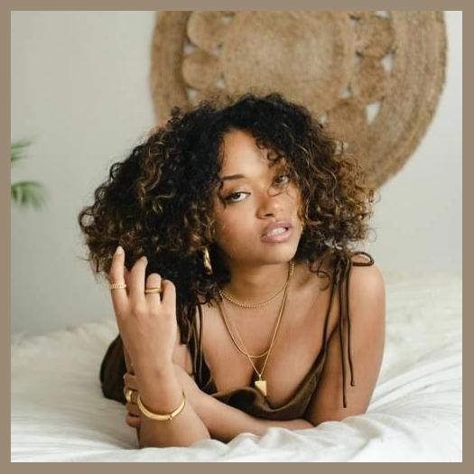 Shay Lia
